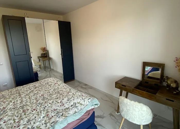 Amadeus Apartamento *